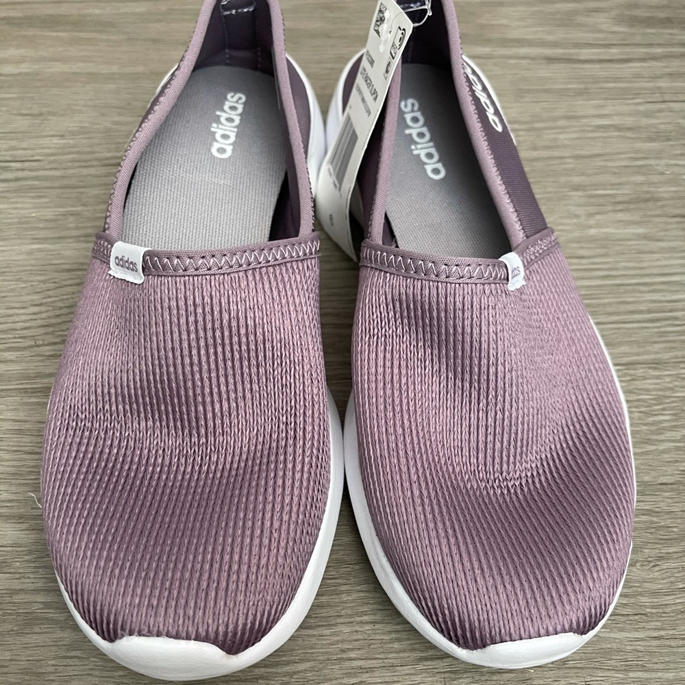 Women Adidas slip on - Picture 3 of 6
